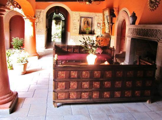 Antigua Santa Monica Hotel 4*